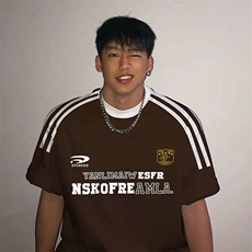 咖啡色