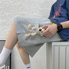 灰色