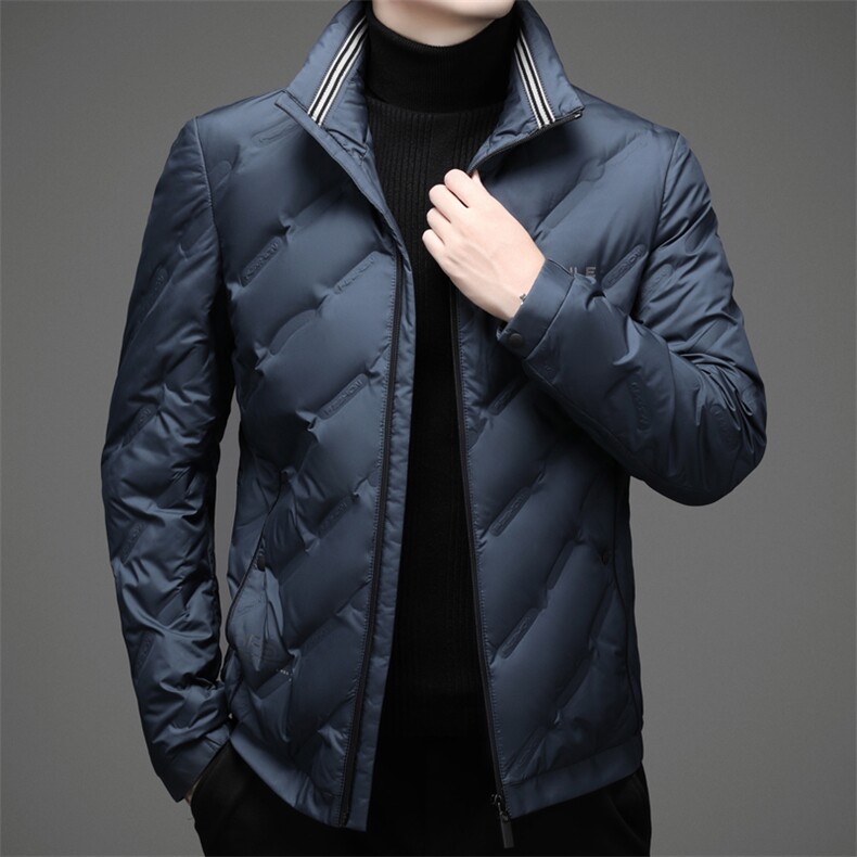 时尚鸭绒羽绒服男士翻领冬季宽松保暖亮面休闲外套SNDAF8830-P218，男装羽绒服，电商B212（原钱塘6029）
