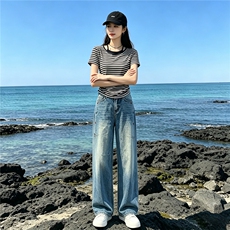 洋气时髦休闲时尚套装女夏新款圆领条纹短袖上衣直筒牛仔裤两件套，女装套装/套裙，江南