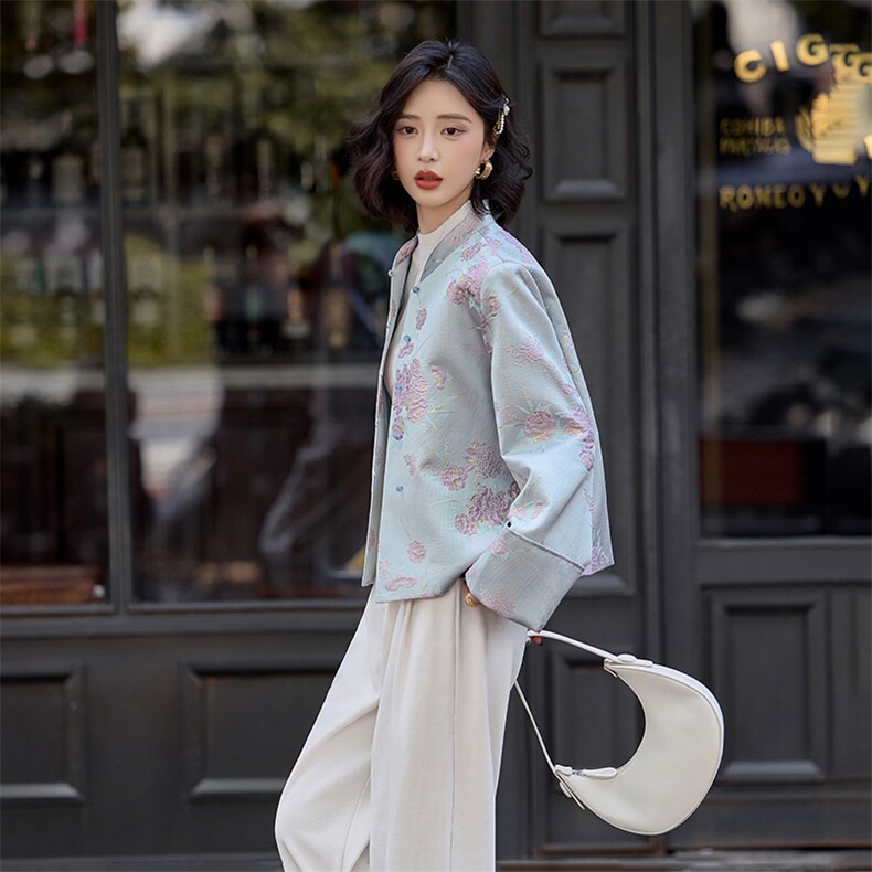 蓝色温柔撞色刺绣提花短外套女春秋新款中式风漂亮上衣,女装短外套,水衣源