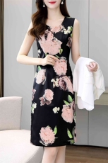 花色半身裙女2025夏季新款轻熟洋气气质包臀天丝连衣裙，女装连衣裙，火爆靓佳人