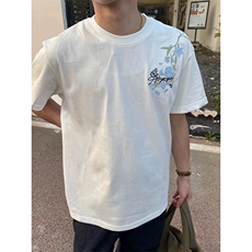 白色