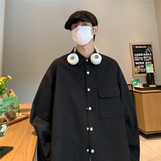 黑色