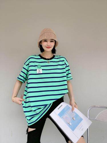 夏季新款条纹大版T，女装，叙号