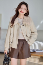 时尚羊羔毛领加绒短款外套女2025秋冬新款减龄宽松百搭派克服棉服，女装棉衣/棉服，依万里