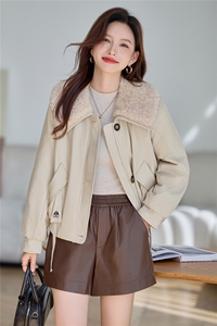 时尚羊羔毛领加绒短款外套女2025秋冬新款减龄宽松百搭派克服棉服图片