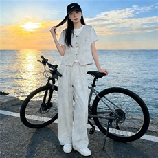 港风时尚休闲套装女春季圆领纽扣马甲上衣内搭白色T恤长裤三件套，女装套装/套裙，江南