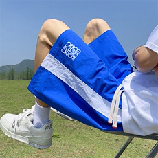 蓝色