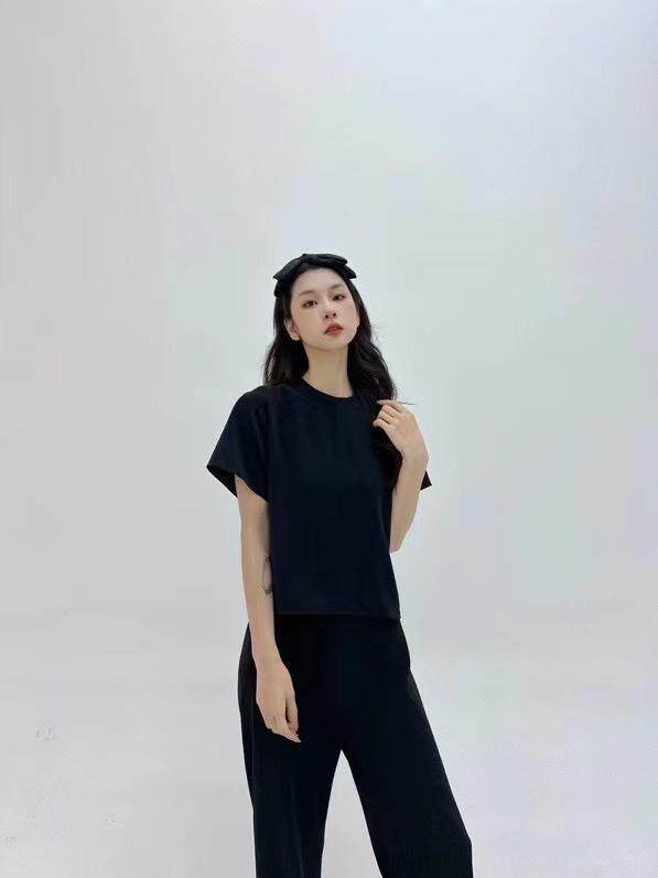 黑色极简懒人套装，女装职业装，HE