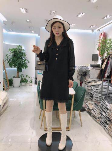 【现货】V领木耳边针织连衣裙，女装连衣裙，艾丹迪蔓