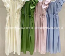 现货压褶A版连衣裙，女装连衣裙，东町