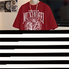 酒红色