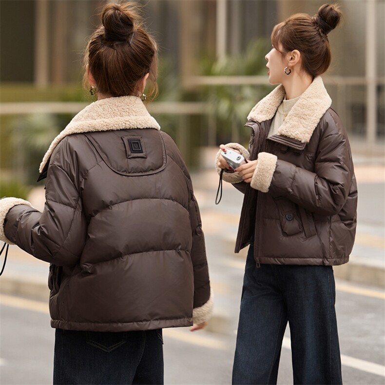 羊羔毛领拼接PU皮羽绒服女2025冬季新款小个子时尚洋气白鸭绒外套，女装羽绒服，沐七七