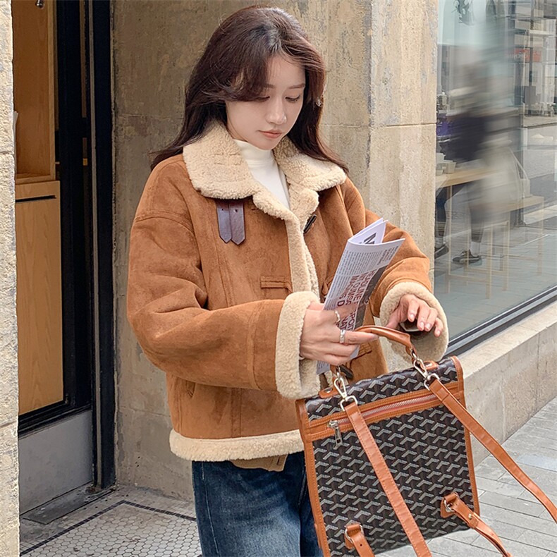皮毛一体仿羊羔毛外套冬季2024新款小个子加厚仿麂皮绒机车服夹克,女装羊羔毛/颗粒绒,纯色衣恋