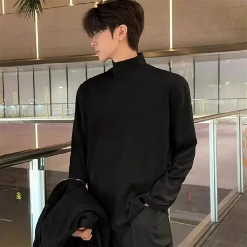 百搭保暖舒适德绒T恤男图片