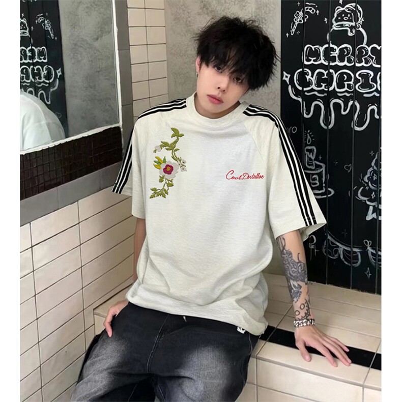 抖音得物品质二开240克宽松纯棉美式潮牌印花三条杠中性风短袖T恤,男装T恤,电商A486