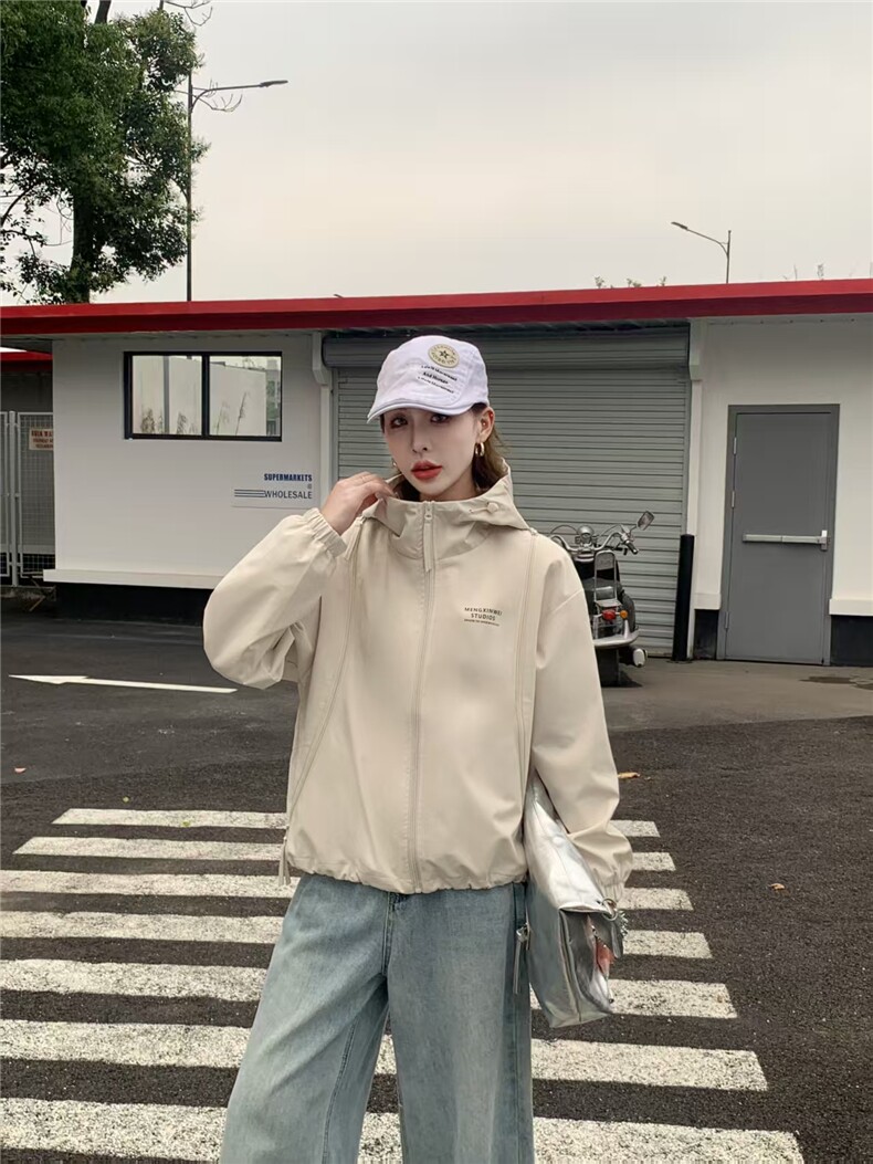 （现货）连帽外套女春秋洋气短款风衣宽松休闲小个子百搭夹克上衣,女装短外套,韩蔻秀