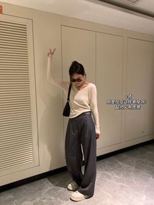 纯色V领长袖羊毛针织衫女韩版显瘦时尚百搭上衣图片
