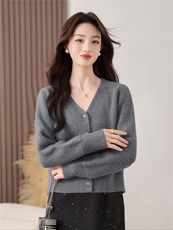 2025年冬季新款带头绳毛织开衫，女装针织衫/毛衣，乐吉娜