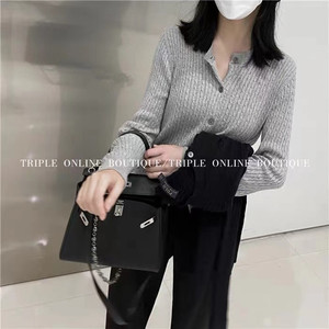 纯色Polo领针织衫女秋冬新款保暖毛衣修身显瘦长袖开衫上衣图片