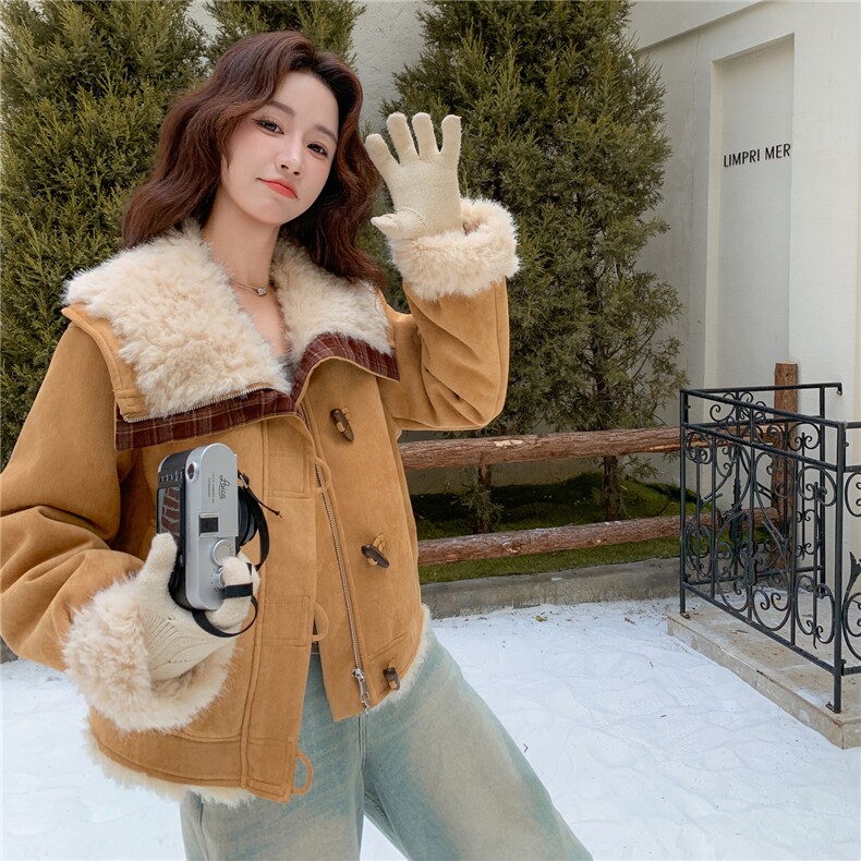 秋冬新款短款拼接皮毛外套2C153-721-P205K308,女装短外套,2C153