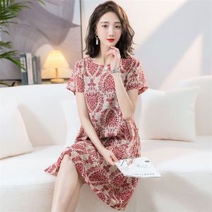 碎花裙子女夏季2025夏装新款时尚气质妈妈宽松显瘦遮肚短袖连衣裙图片