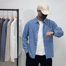 浅蓝色