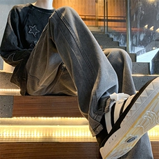灰色