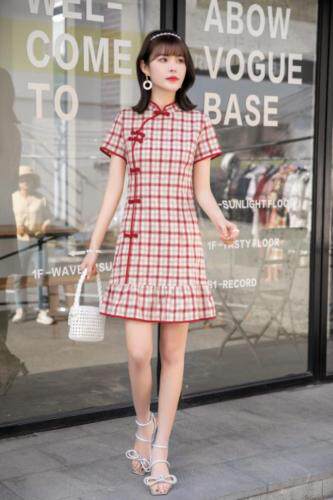 时尚潮流旗袍连衣裙，女装婚纱/旗袍/礼服，英利伊人