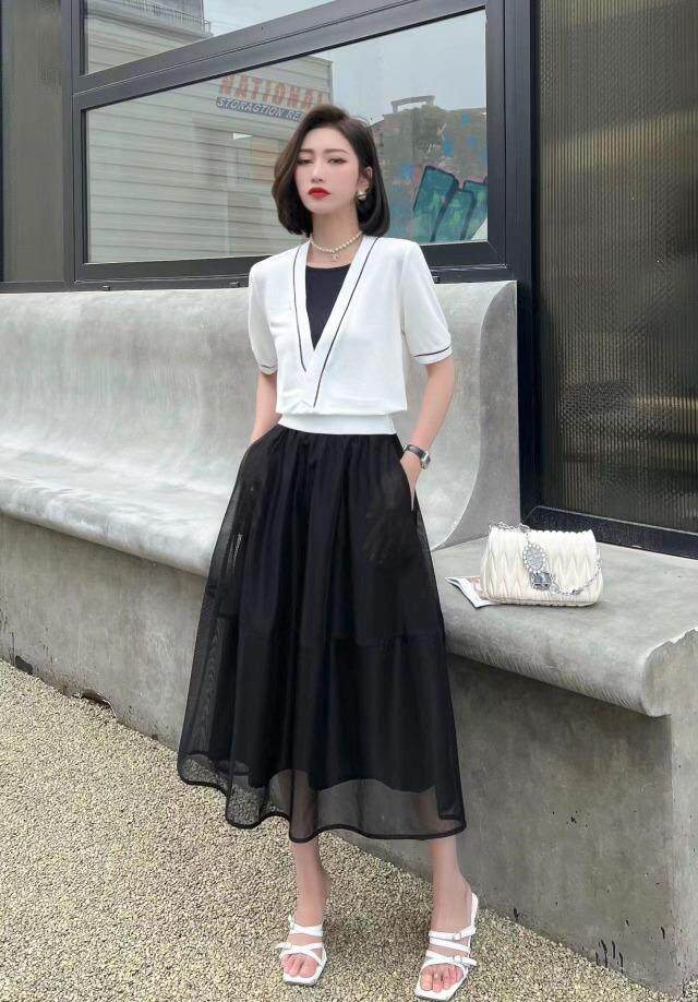 [现货]气质显瘦两件套裙，两色、四个尺码，其它，依柏璐(1F)