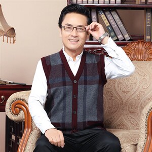 爸爸秋装毛衣外套中老年人针织衫开衫男爷爷春秋季上衣服加厚外穿图片