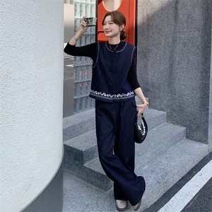 老钱风穿搭刺绣牛仔马甲套装女早秋2025新款休闲显瘦阔腿裤两件套图片