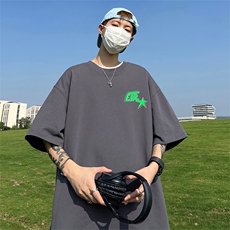 深灰色