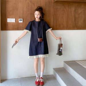 甜美少女系拼接设计感直筒牛仔连衣裙女夏2025新款休闲减龄连身裙图片
