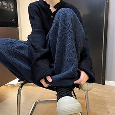藏青色