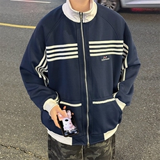 藏青色