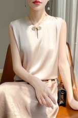 新中式盘扣复古背心丝滑缎面吊带洋气百搭显瘦无袖内搭上衣女，女装T恤，绒宛羊绒