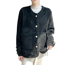 秋冬新款圆领镶扣带兜纯色仿貂绒单排扣外套，女装短外套，圣丽羊绒