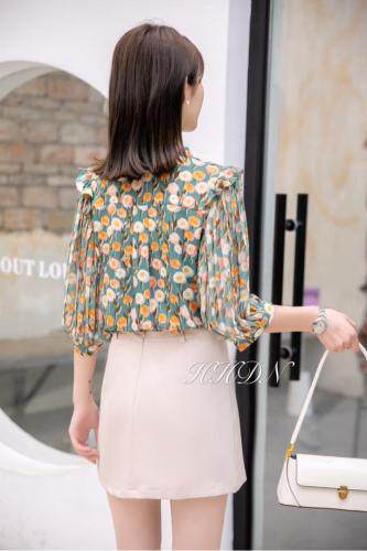 【现货】夏季新款韩版时尚大方女装小衫，女装，红火丹妮