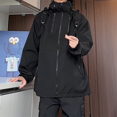 黑色