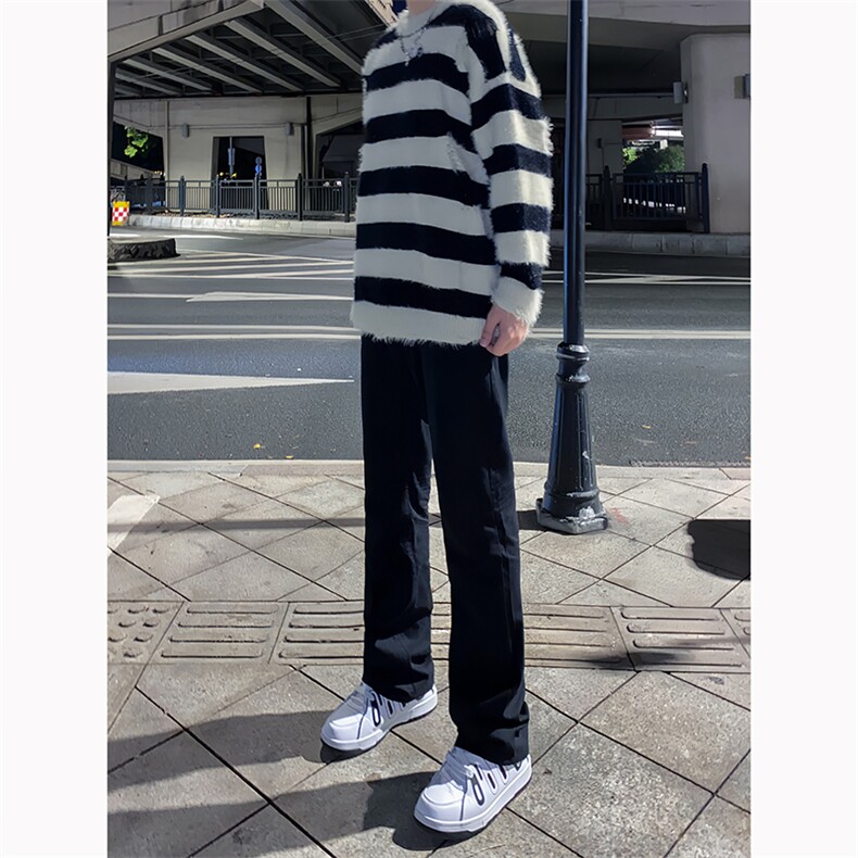 黑白条纹撞色海马毛毛衣男慵懒风毛茸茸的针织衫oversize情侣外套,男装休闲裤,电商B221