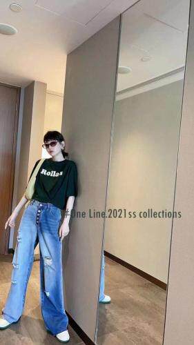 焦点预报潮牌短款字母T，女装，焦点预报