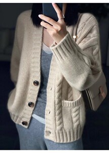 v领针织开衫女秋冬新款流行软糯毛衣外套慵懒外搭图片