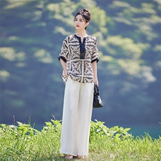 鸿夕阳妈妈装洋气七分袖T恤复古印花大码上衣时尚中老年人夏装，女装套装/套裙，水衣源