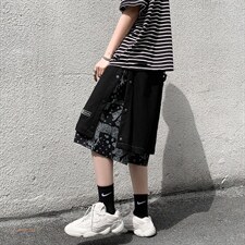 黑色