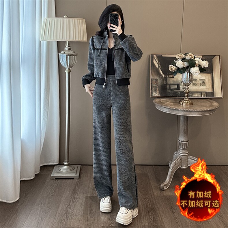 女秋冬加绒拼接短款外套直筒裤两件套图片