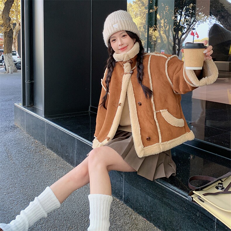 新款现货主推皮毛一体外套9896-P185-K268,女装短外套,2C129