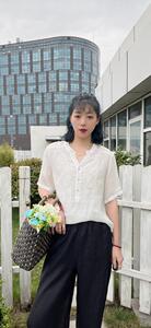 苎小衫
纯苎时尚女装巜川哲》4028图片