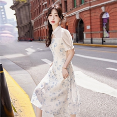 现货2024年新款女夏季时尚潮流气质新中式复古印花修身显瘦连衣裙，女装连衣裙，煊芮熙